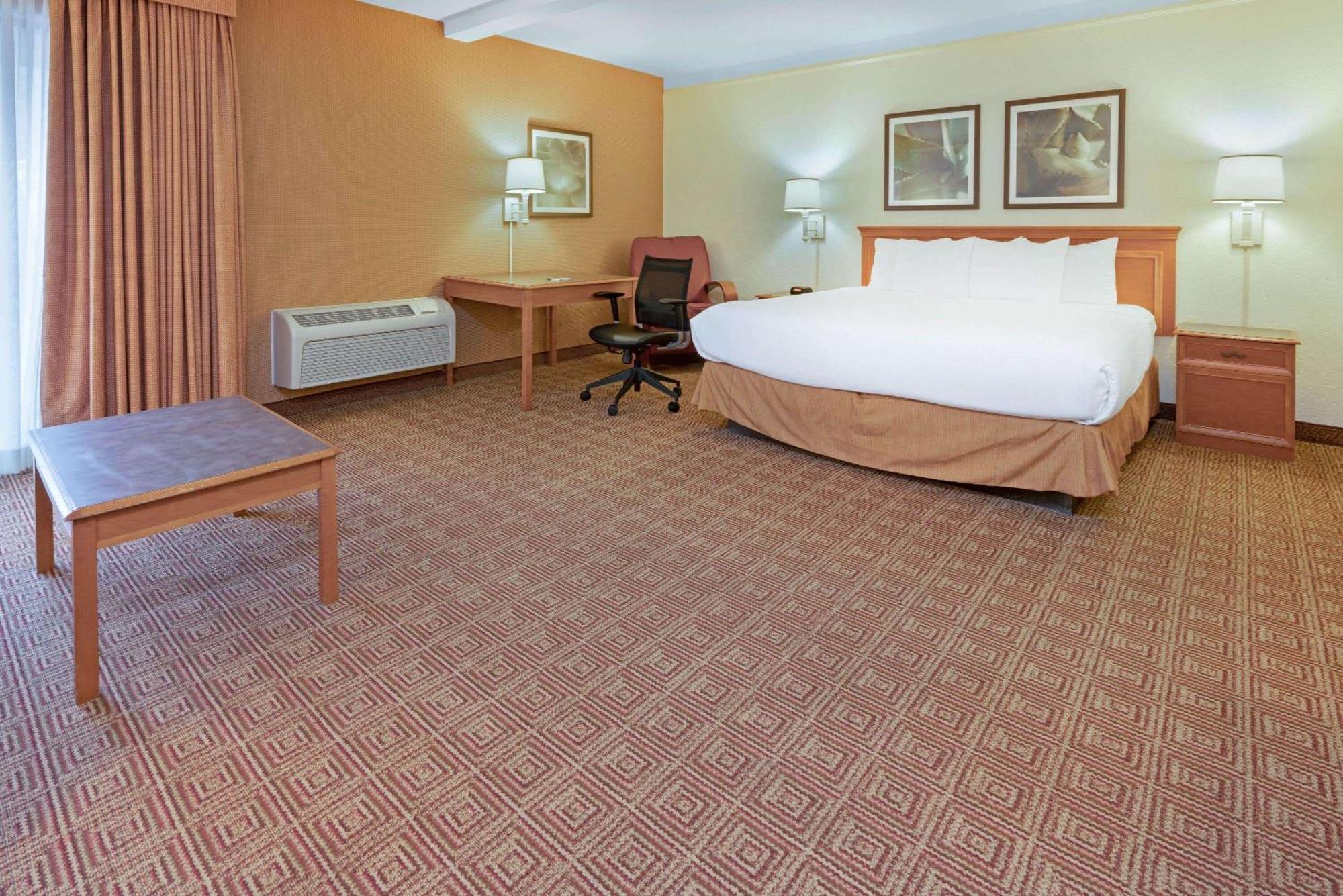 莱顿盐湖城拉金塔旅馆及套房酒店 雷顿 外观 照片